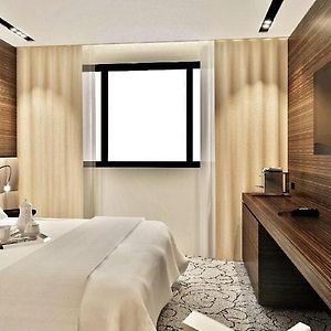 Howard Hotel Paris-Orly Airport